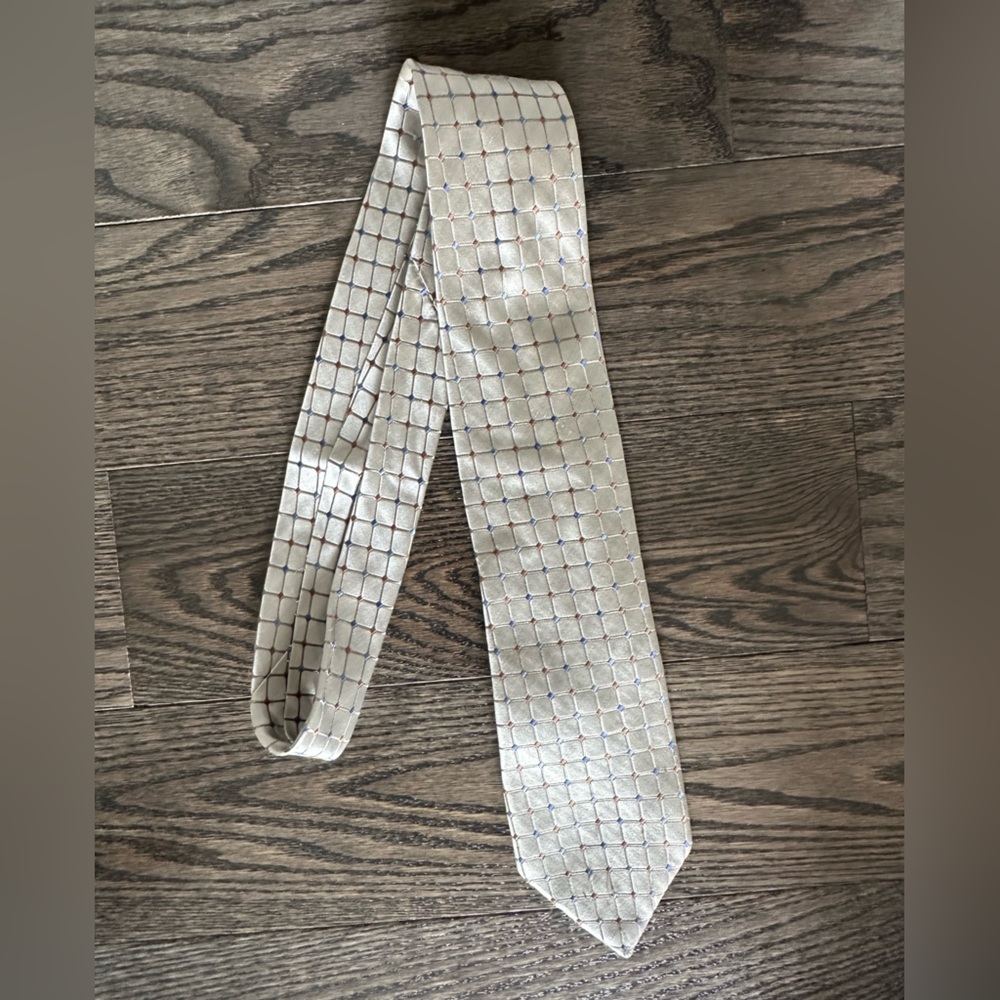 Marshall Fields Cream and Blue Men's Tie
